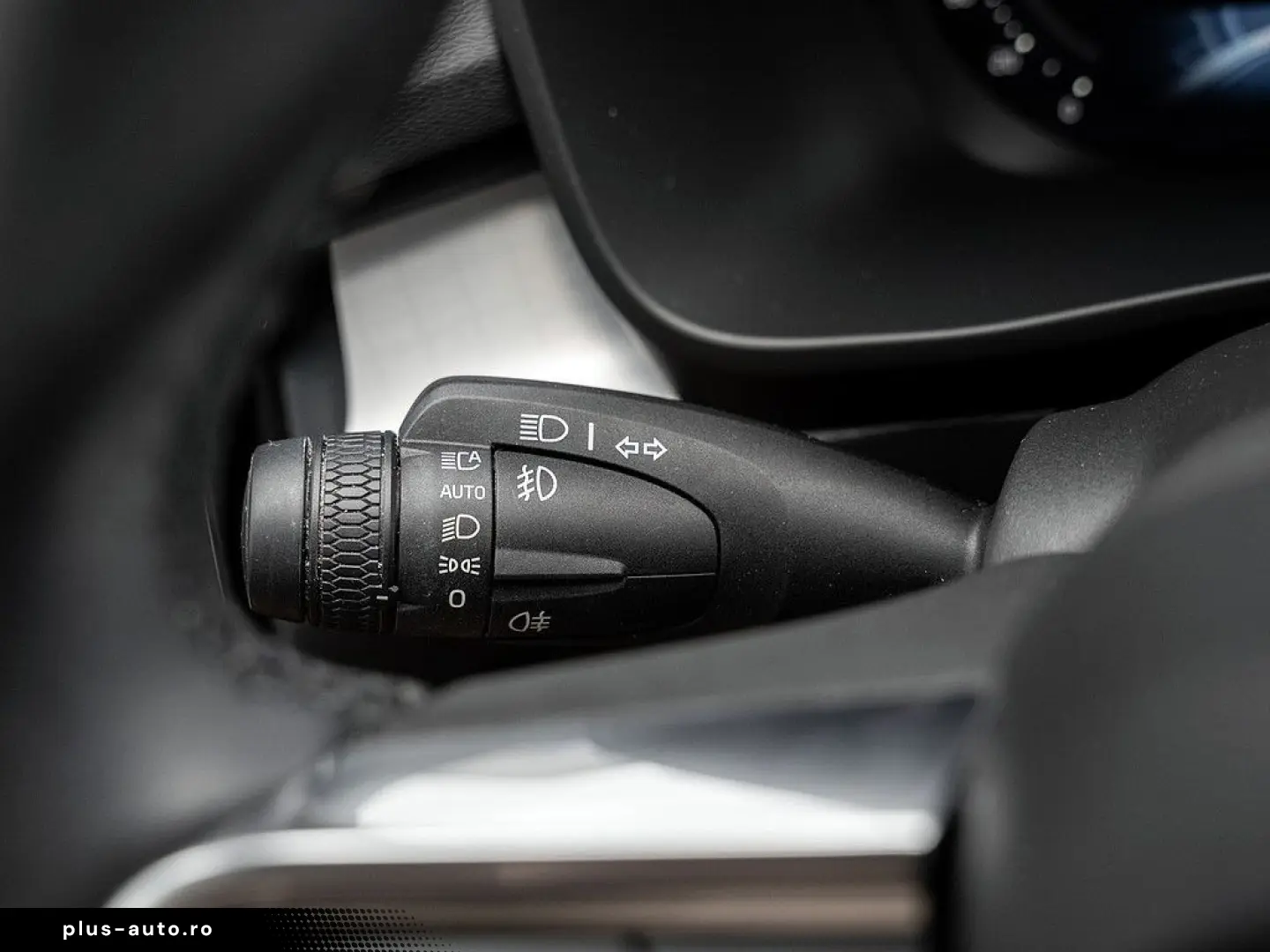 VOLVO XC40 B3 Core 360-GRAD-KAMERA LED ACC AHK