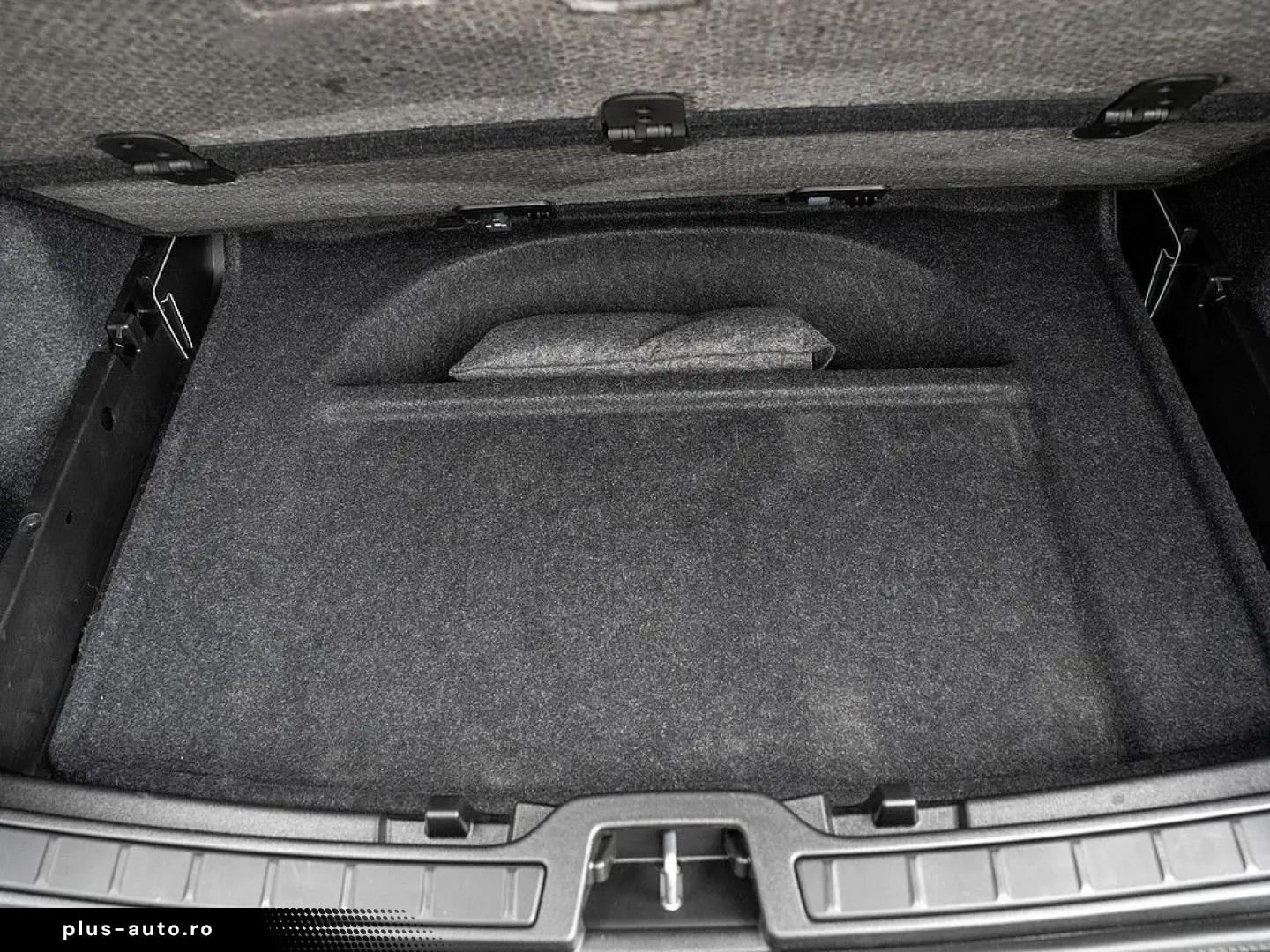 VOLVO XC40 B3 Core 360-GRAD-KAMERA LED ACC AHK
