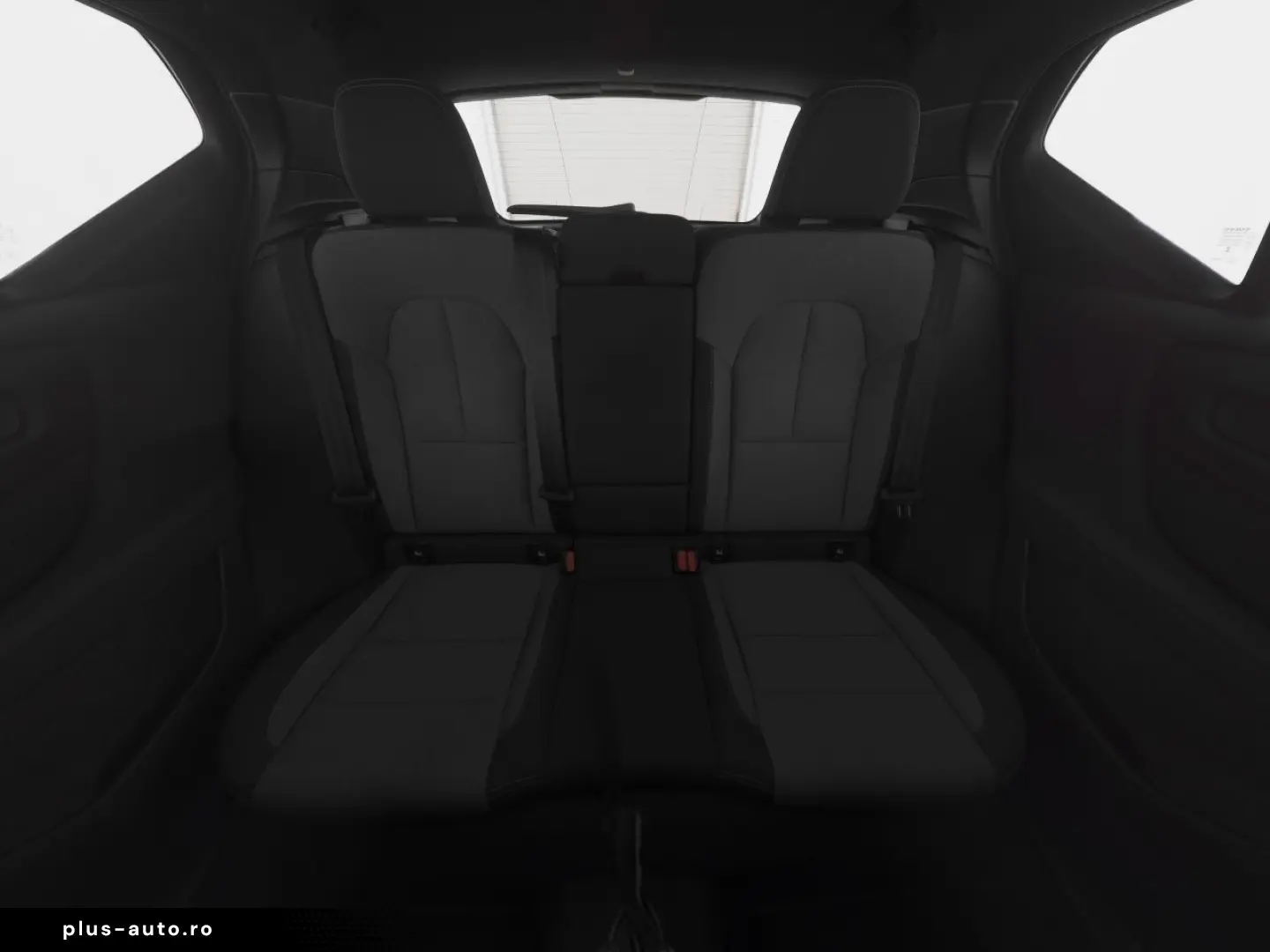 VOLVO XC40 B3 CORE MET WINTERPAK KAMERA NAVI LED DAB