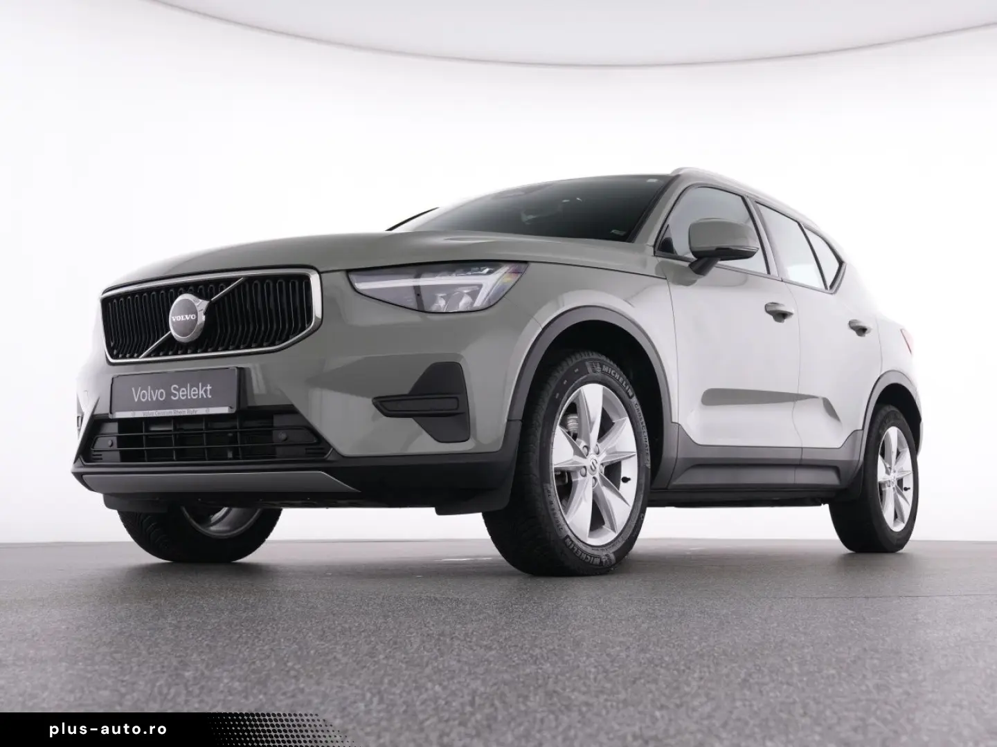 VOLVO XC40 B3 CORE MET WINTERPAK KAMERA NAVI LED DAB