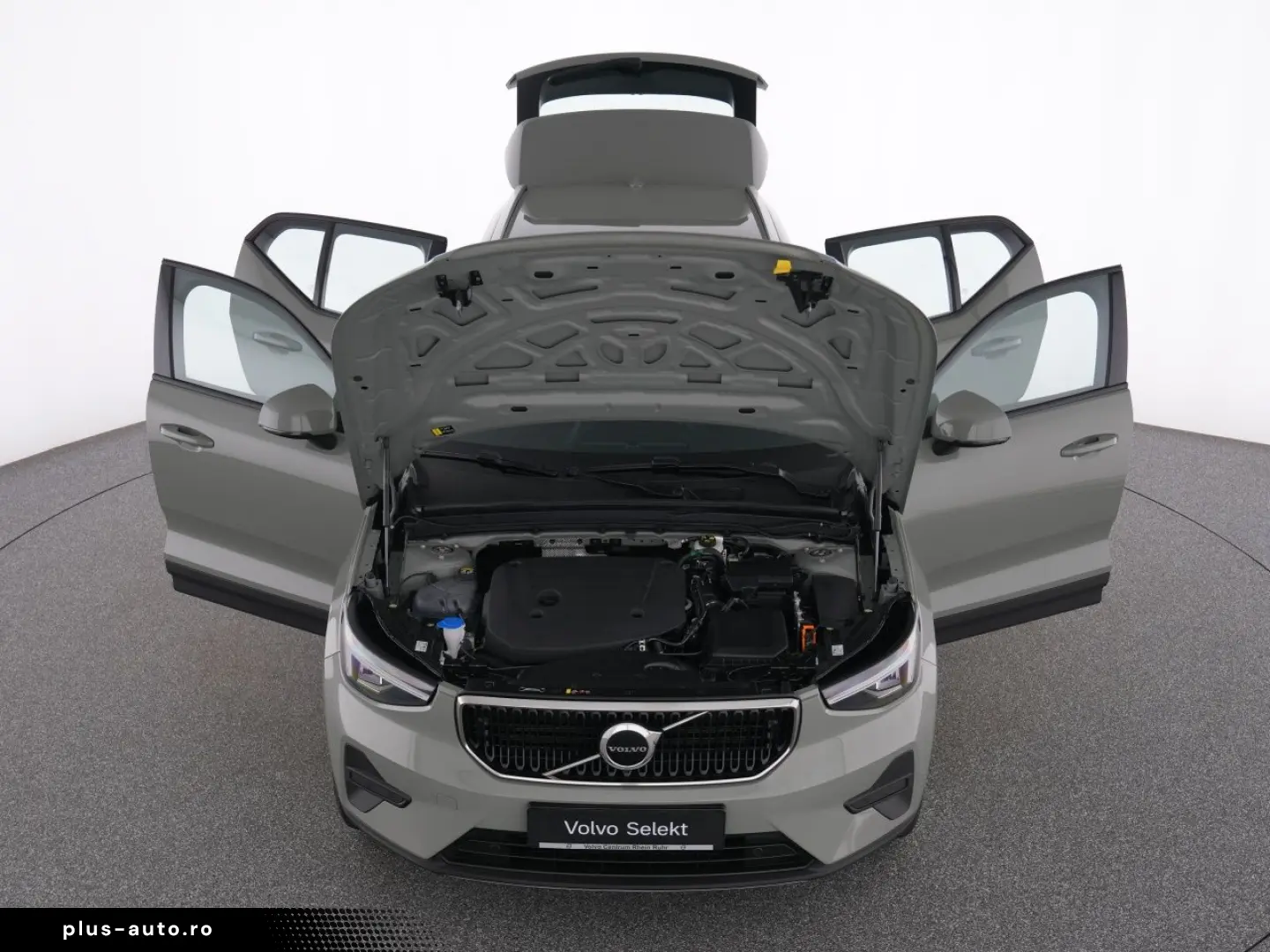 VOLVO XC40 B3 CORE MET WINTERPAK KAMERA NAVI LED DAB