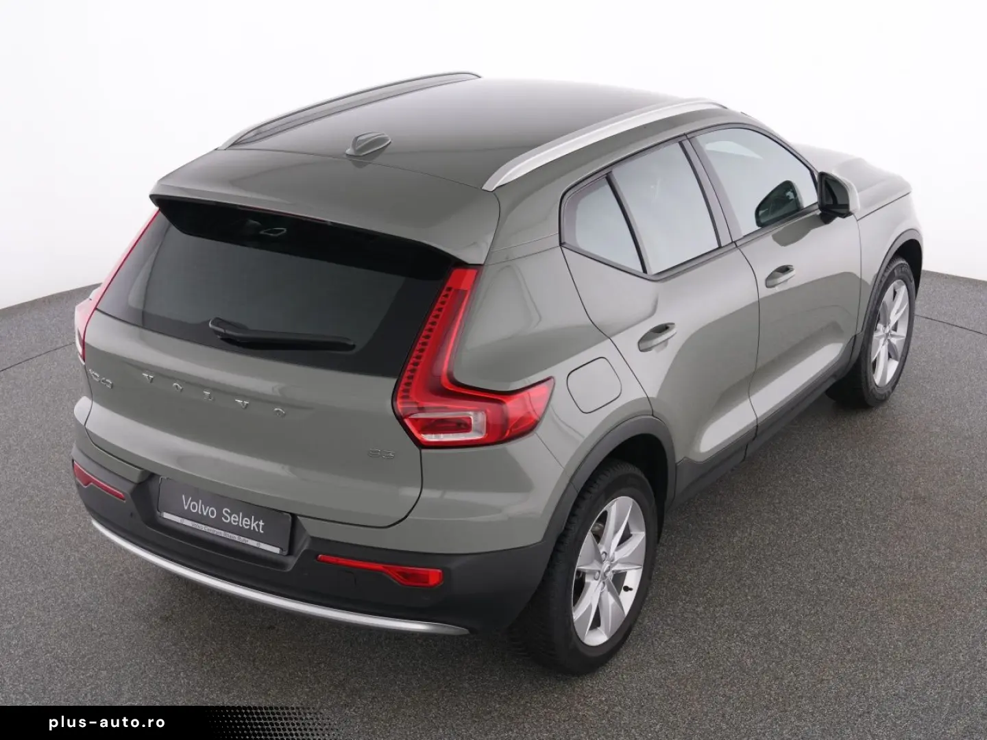 VOLVO XC40 B3 CORE MET WINTERPAK KAMERA NAVI LED DAB