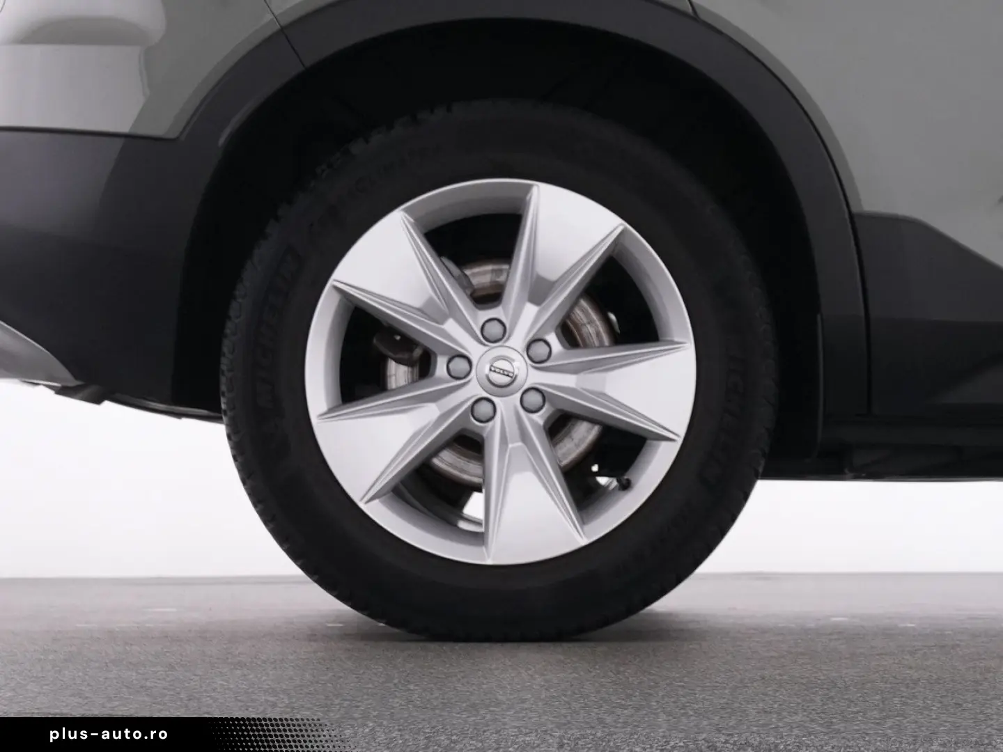 VOLVO XC40 B3 CORE MET WINTERPAK KAMERA NAVI LED DAB