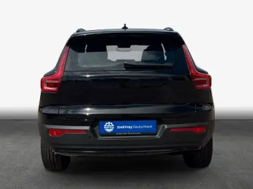 VOLVO XC40 B3 B DKG Plus Black Edition