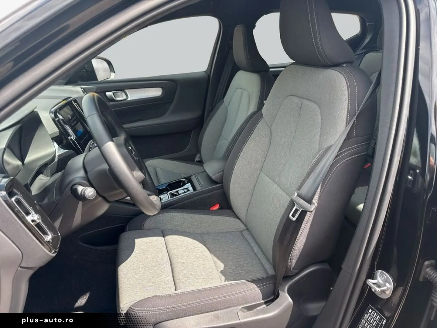 VOLVO XC40 B3 B DKG Plus Black Edition