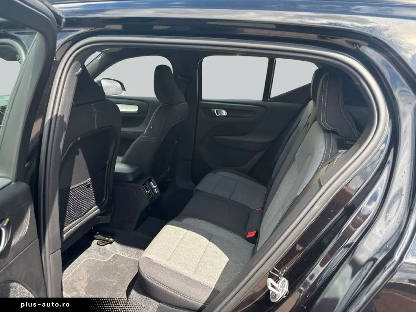 VOLVO XC40 B3 B DKG Plus Black Edition