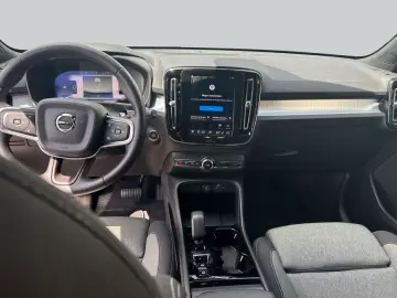 VOLVO XC40 B3 B DKG Plus Black Edition