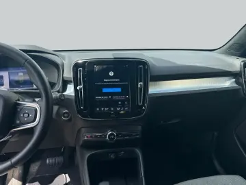 VOLVO XC40 B3 B DKG Plus Black Edition
