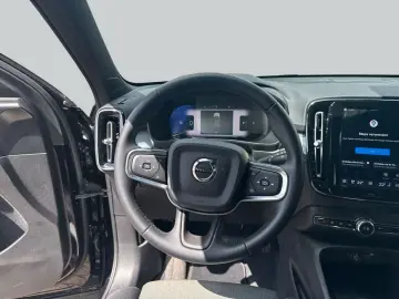 VOLVO XC40 B3 B DKG Plus Black Edition
