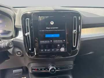 VOLVO XC40 B3 B DKG Plus Black Edition