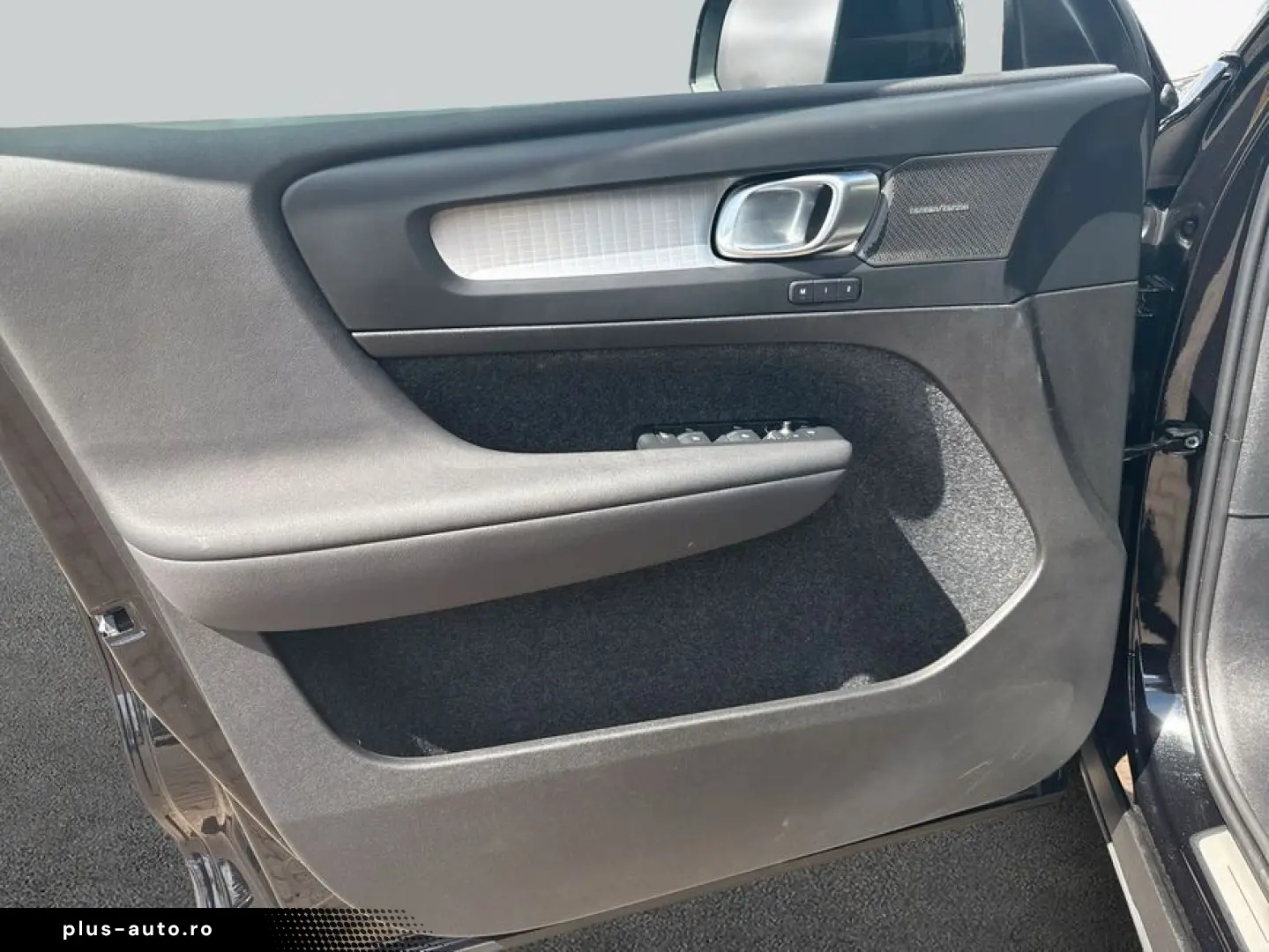 VOLVO XC40 B3 B DKG Plus Black Edition