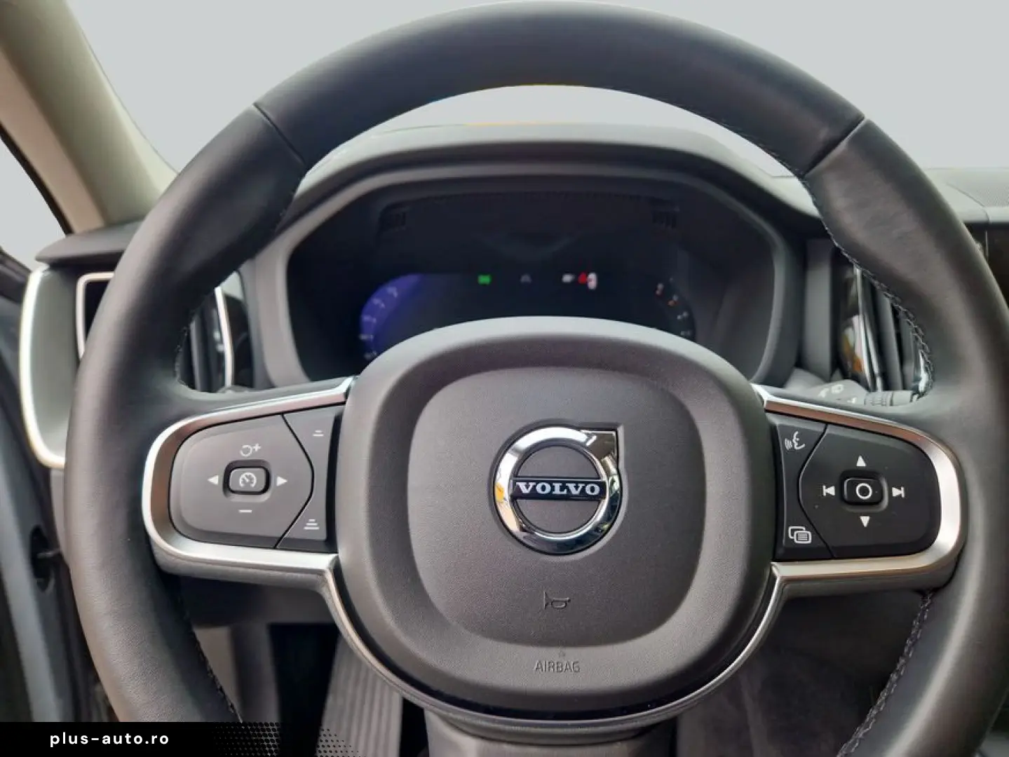 VOLVO XC60 B4 D Core LM 19'' Privacy