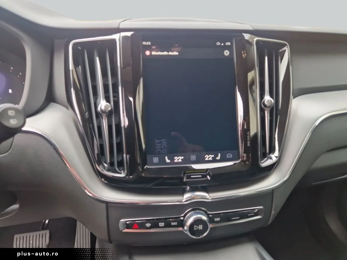 VOLVO XC60 B4 D Core LM 19'' Privacy