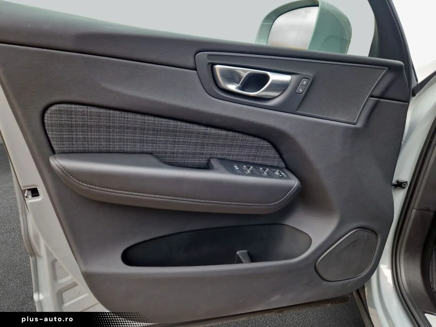 VOLVO XC60 B4 D Core LM 19'' Privacy