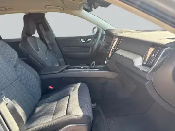 VOLVO XC60 B4 B Core