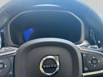 VOLVO XC60 B4 B Core