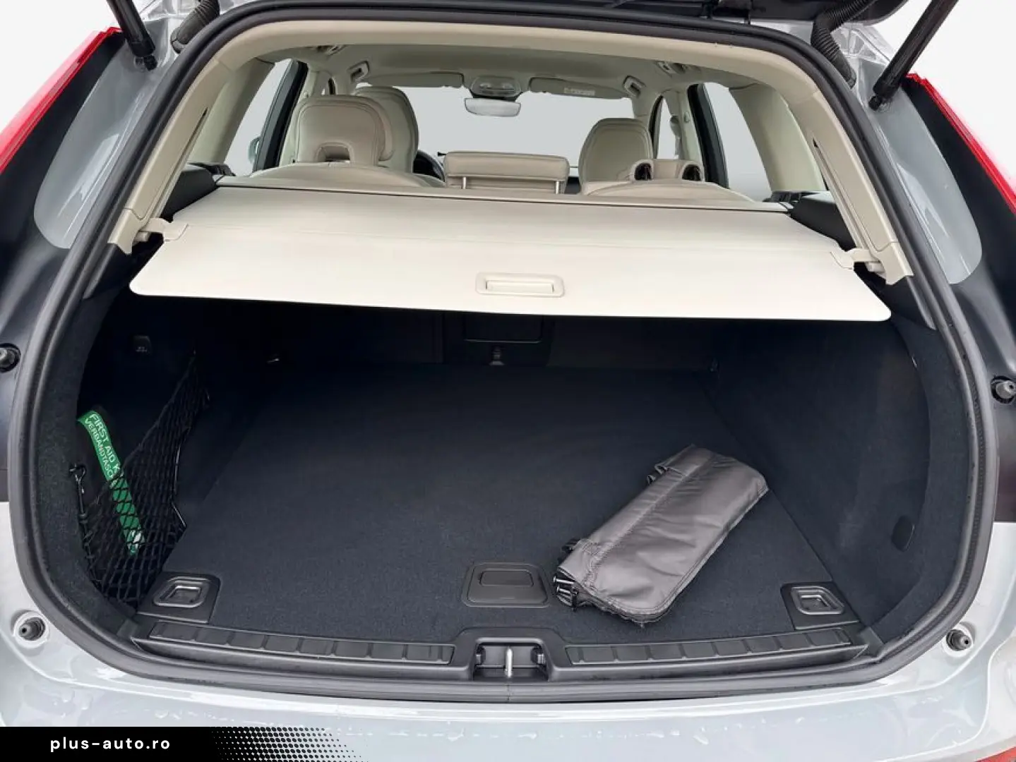 VOLVO XC60 B5 B AWD Core SiH GJR Win