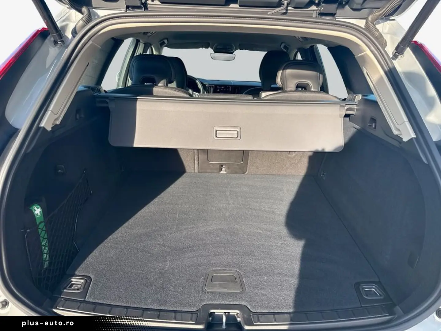 VOLVO XC60 B5 B AWD Core SiH GJR Win