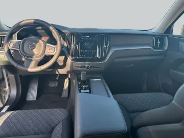VOLVO XC60 B5 B AWD Core SiH GJR Win