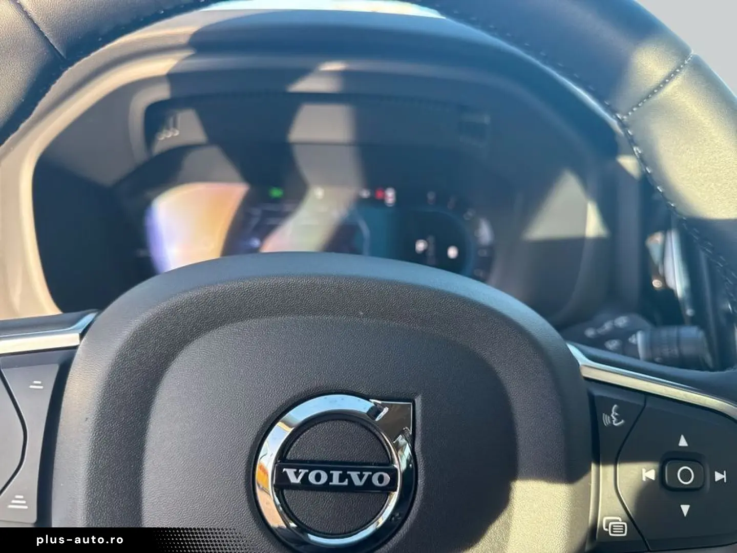 VOLVO XC60 B5 B AWD Core SiH GJR Win