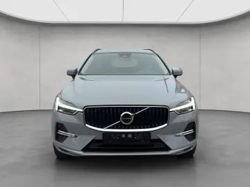 VOLVO XC60 B5 AWD Aut PilotAssist BLIS Google-Maps LED