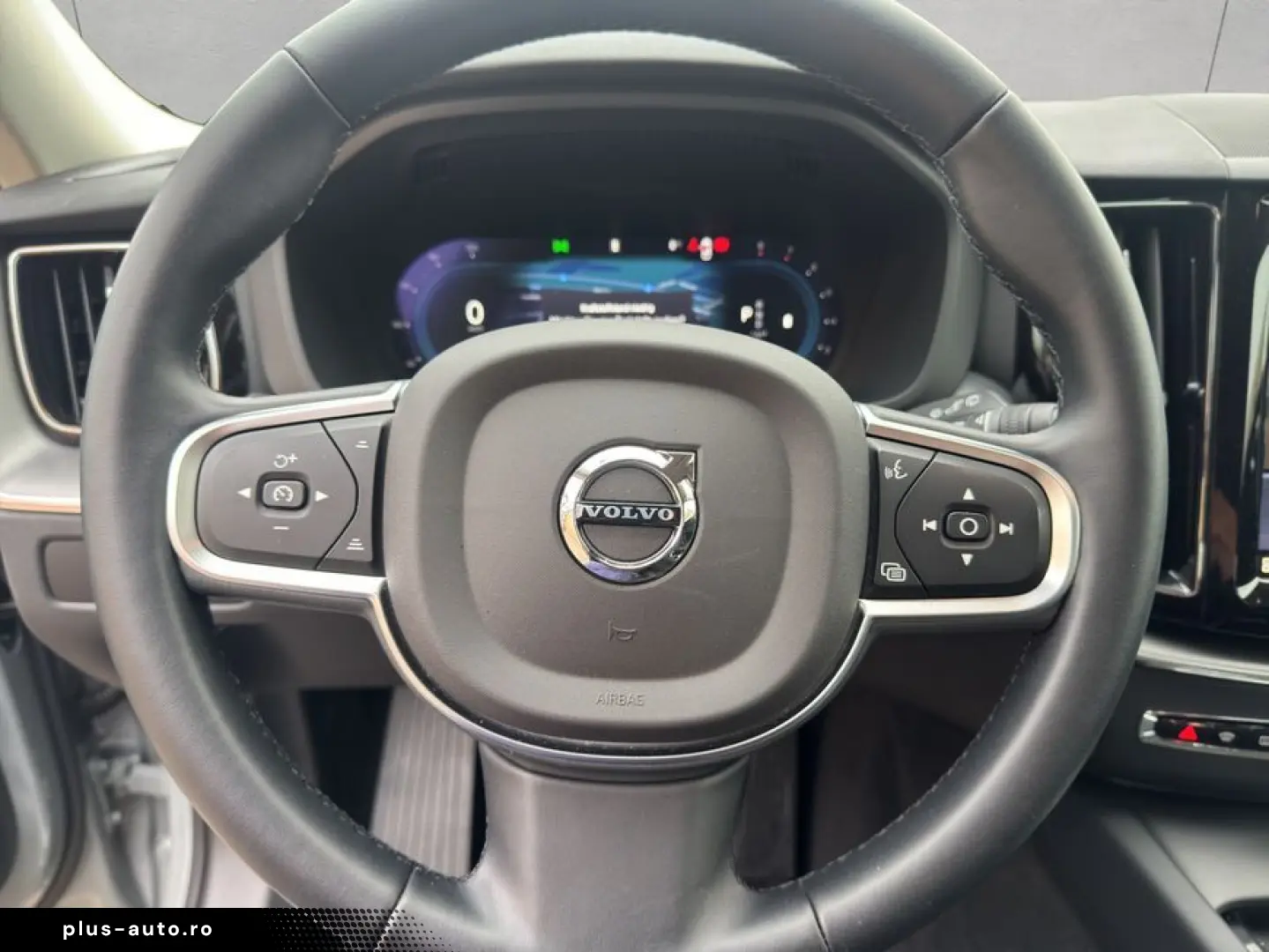 VOLVO XC60 B5 AWD Aut PilotAssist BLIS Google-Maps LED