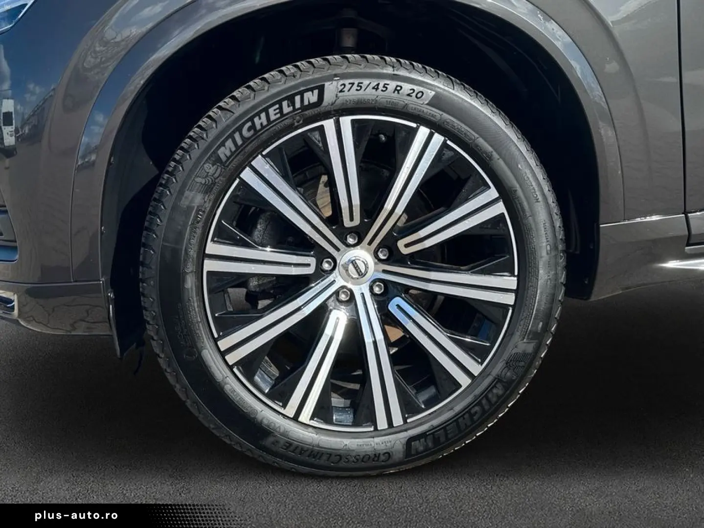 VOLVO XC90 B5 B AWD Core LM20'' Licht-Pak &hellip;