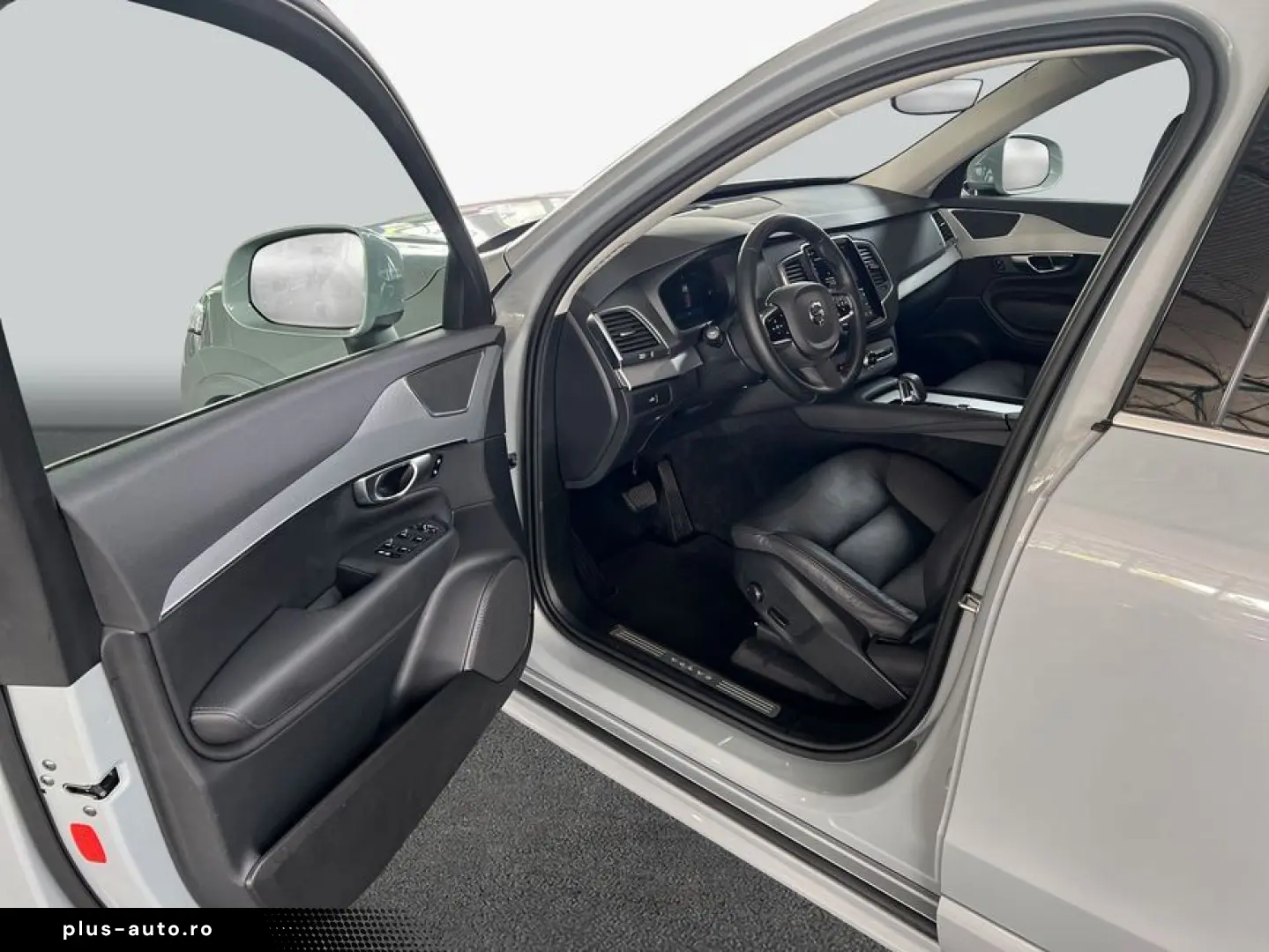 VOLVO XC90 B5 Core 7Sitzer Aut Leder Maps LED 19&apo&hellip;
