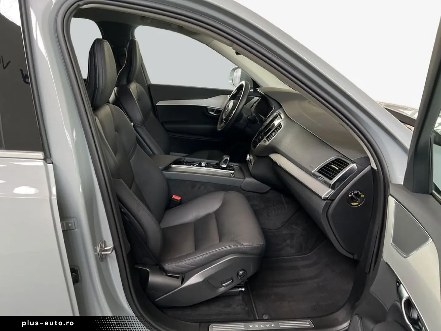 VOLVO XC90 B5 Core 7Sitzer Aut Leder Maps LED 19&apo&hellip;