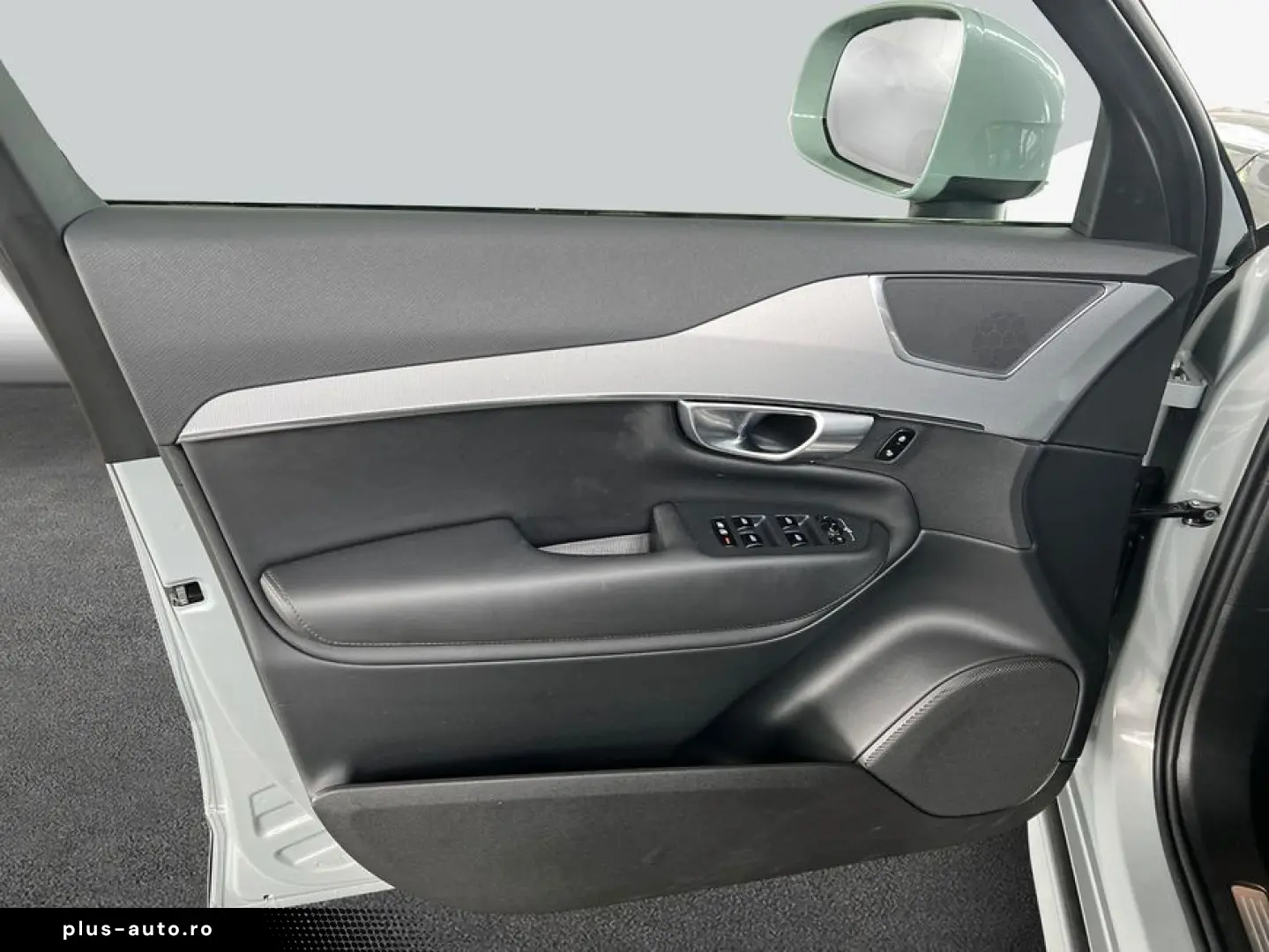 VOLVO XC90 B5 Core 7Sitzer Aut Leder Maps LED 19&apo&hellip;