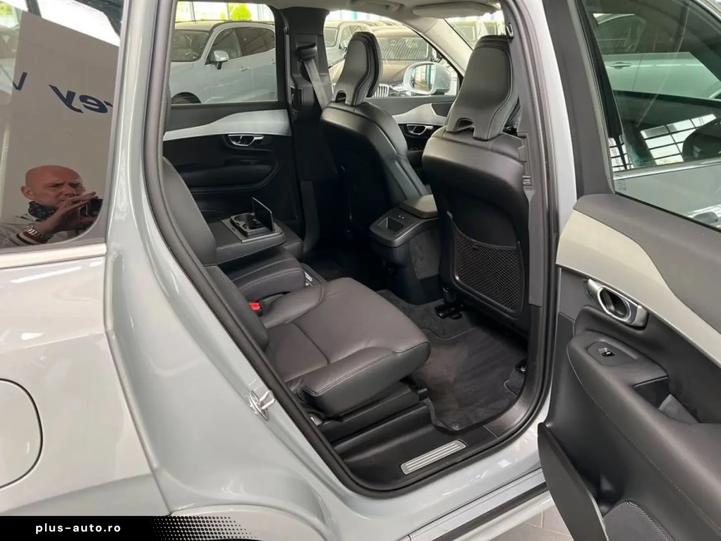 VOLVO XC90 B5 Core 7Sitzer Aut Leder Maps LED 19&apo&hellip;