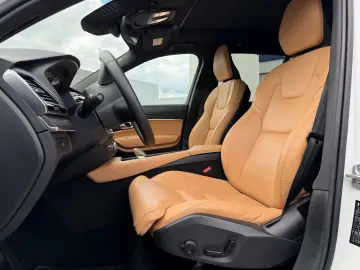 VOLVO XC90 B5 Plus Bright AWD