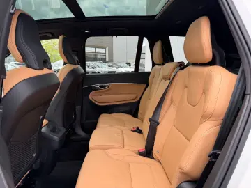 VOLVO XC90 B5 Plus Bright AWD