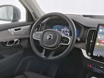 VOLVO XC90 B5 Plus Bright AWD