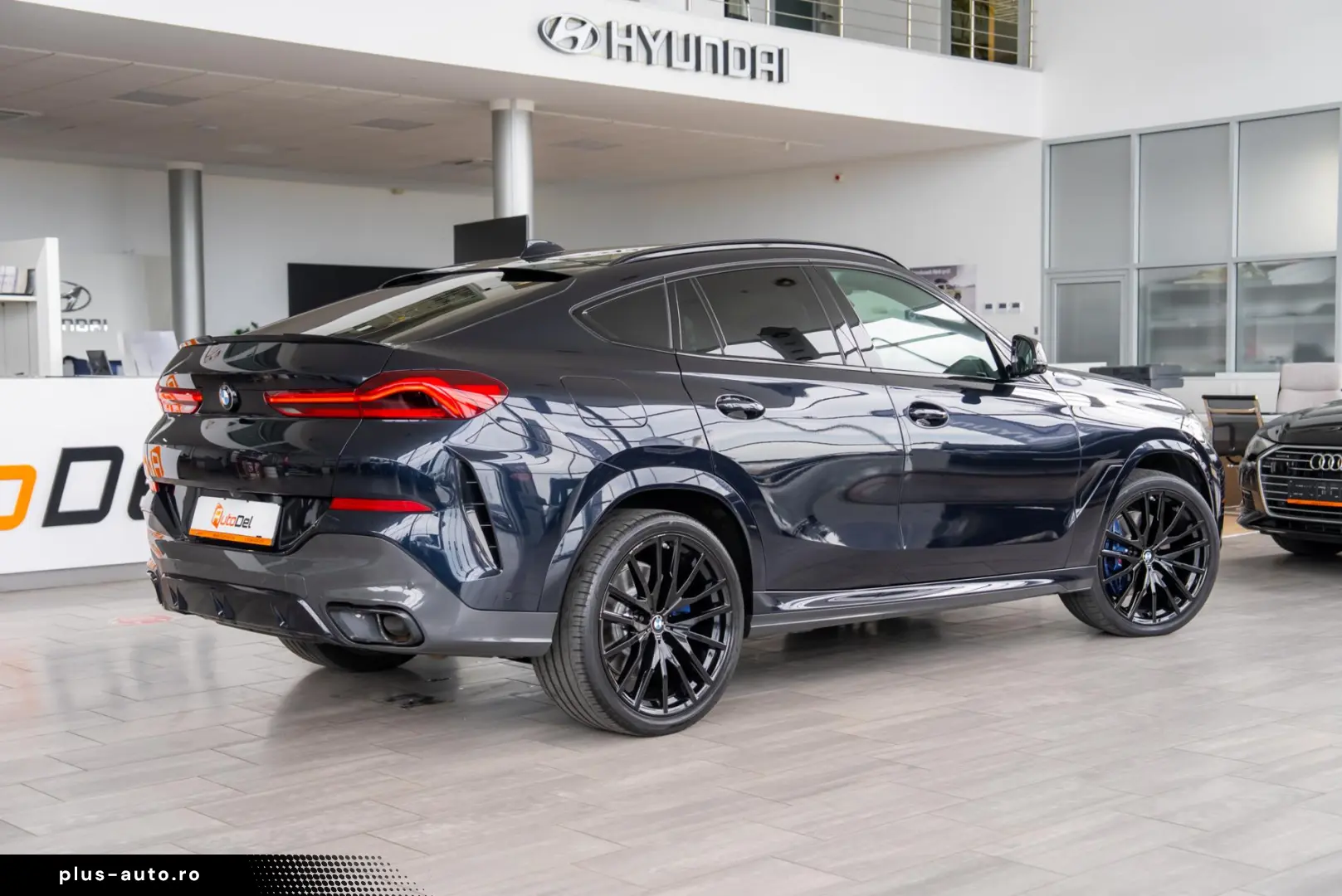 BMW X6 2021 — imagine 9