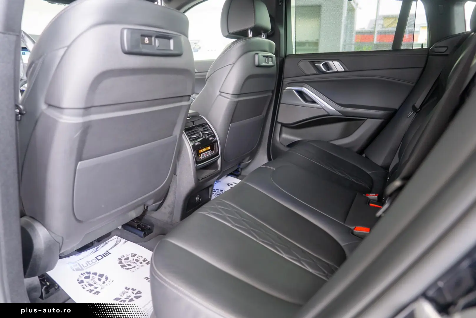 BMW X6 2021 — imagine 24