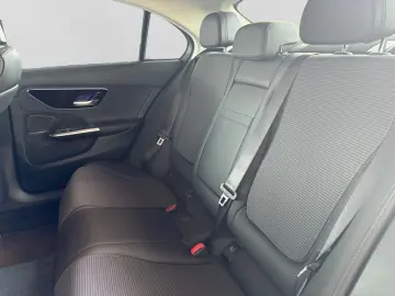 MERCEDES-BENZ C 400e 4M AVANTGARDE DILI AMBI TEMP KAM SHZ