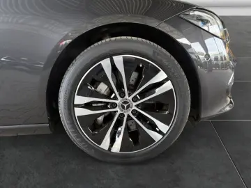 MERCEDES-BENZ C 400e 4M AVANTGARDE DILI AMBI TEMP KAM SHZ