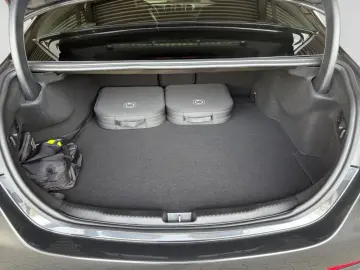 MERCEDES-BENZ C 400e 4M AVANTGARDE DILI AMBI TEMP KAM SHZ