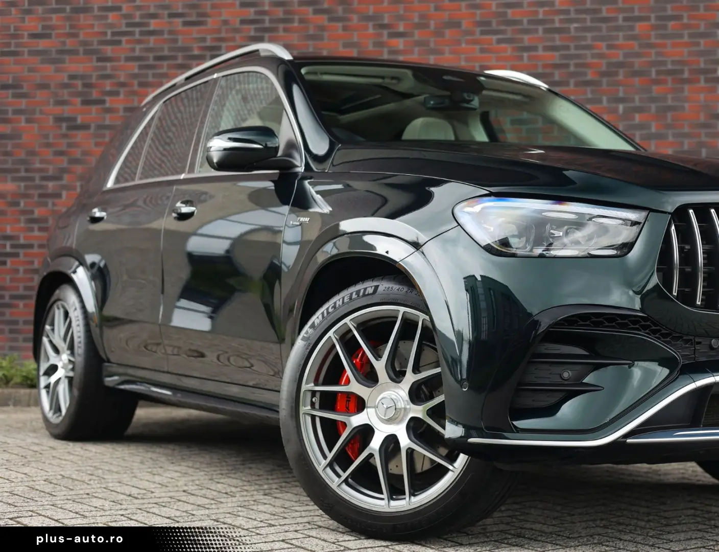 MERCEDES-BENZ GLE 53 AMG Hybrid   Pano - AHK - HUD