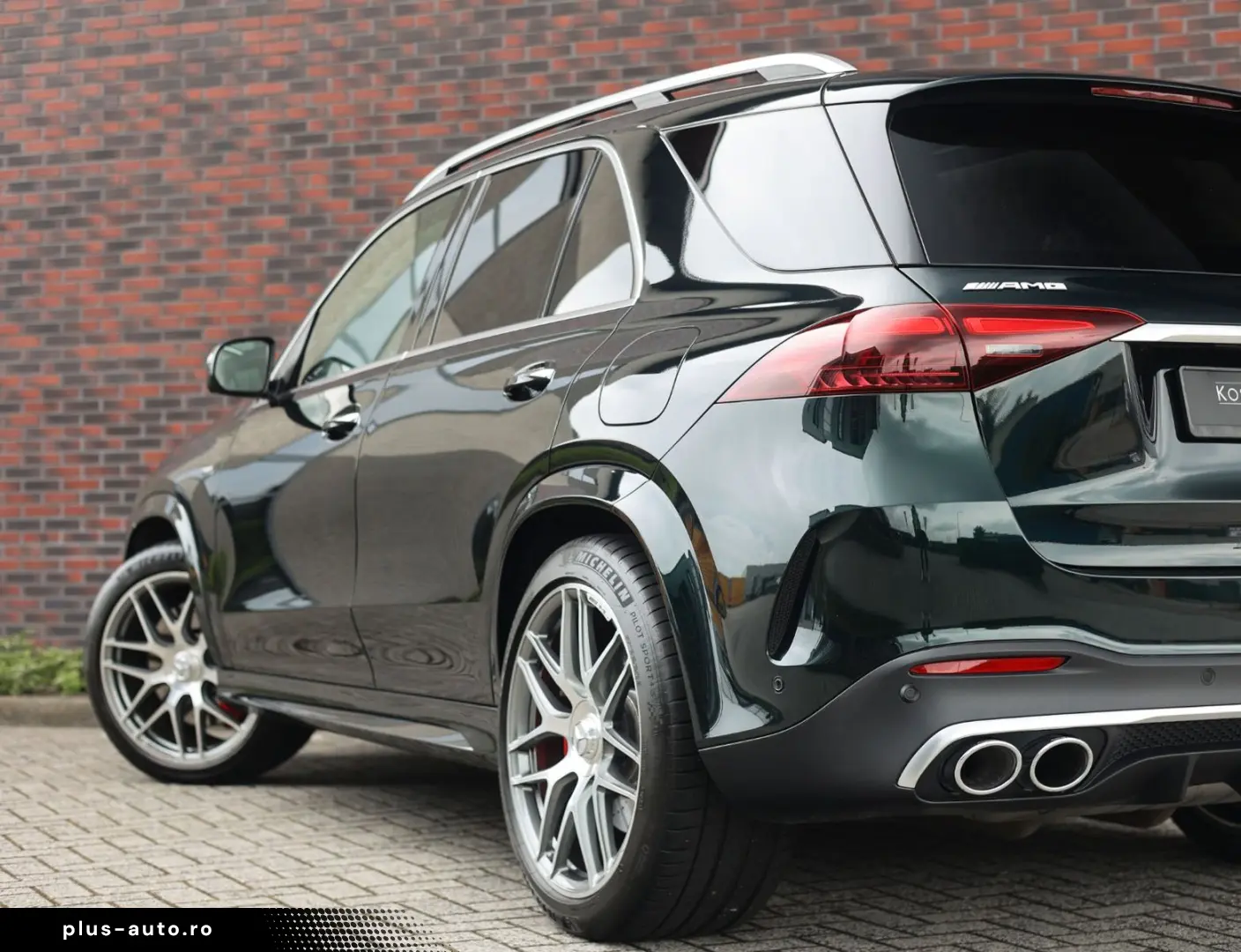 MERCEDES-BENZ GLE 53 AMG Hybrid   Pano - AHK - HUD