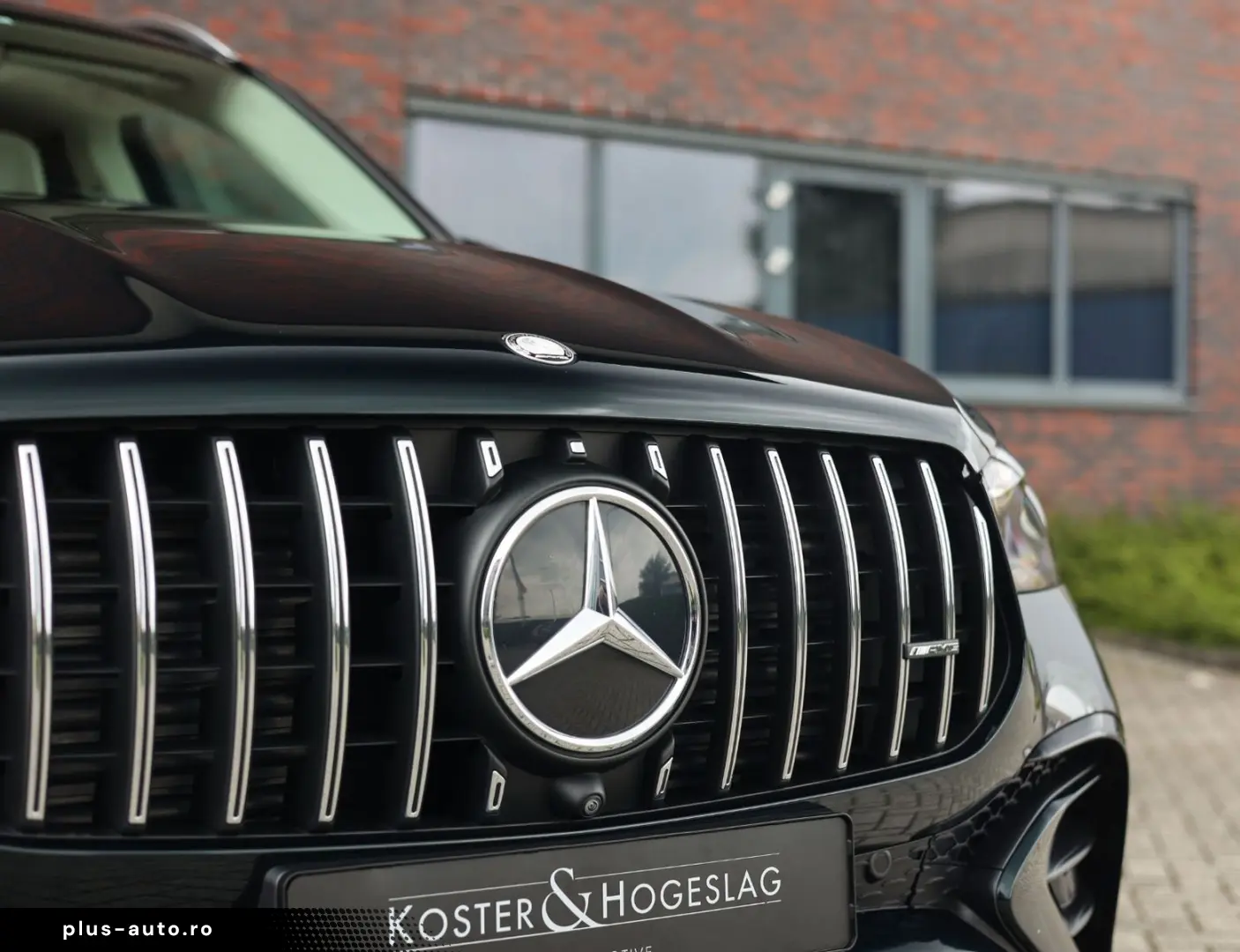 MERCEDES-BENZ GLE 53 AMG Hybrid   Pano - AHK - HUD