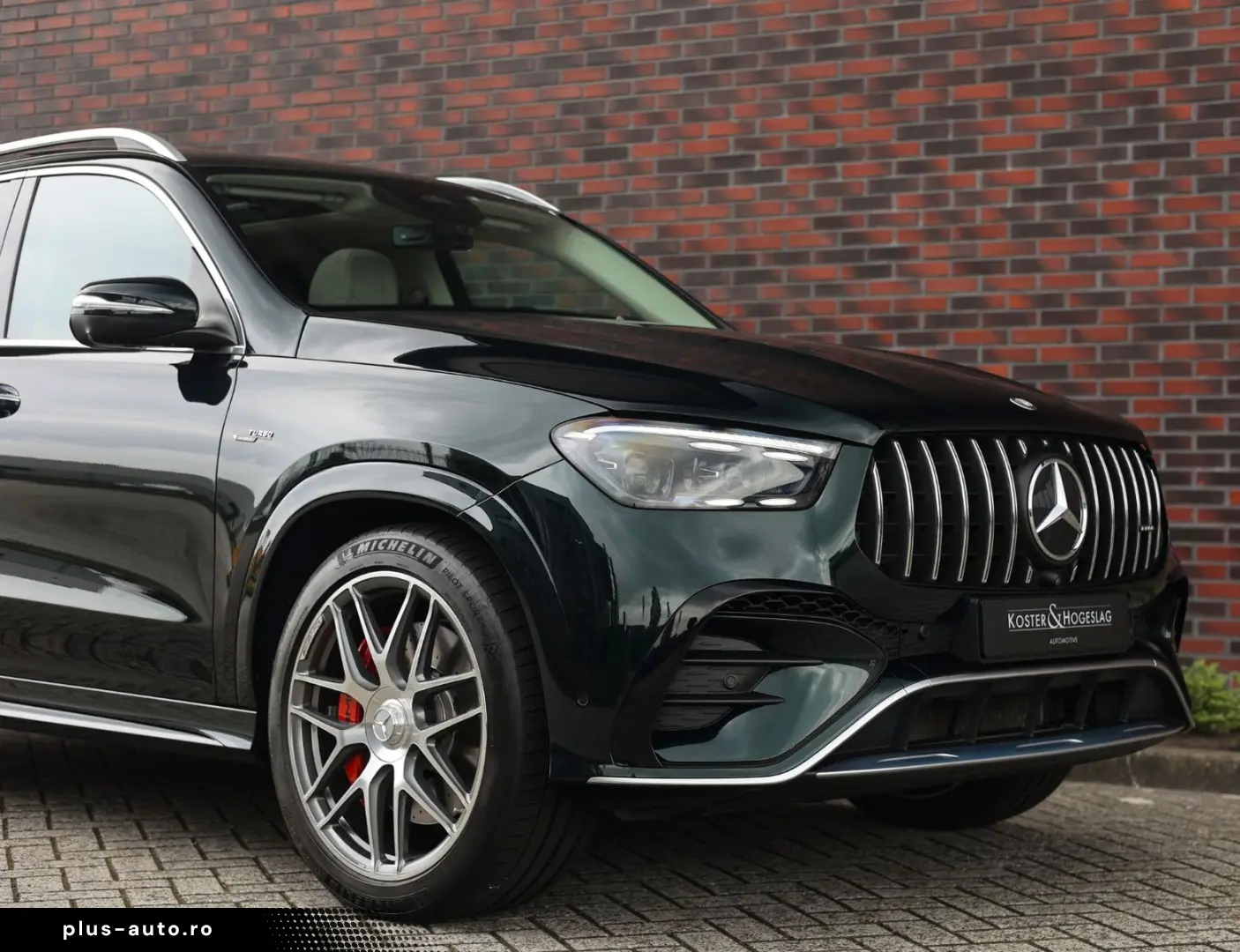 MERCEDES-BENZ GLE 53 AMG Hybrid   Pano - AHK - HUD