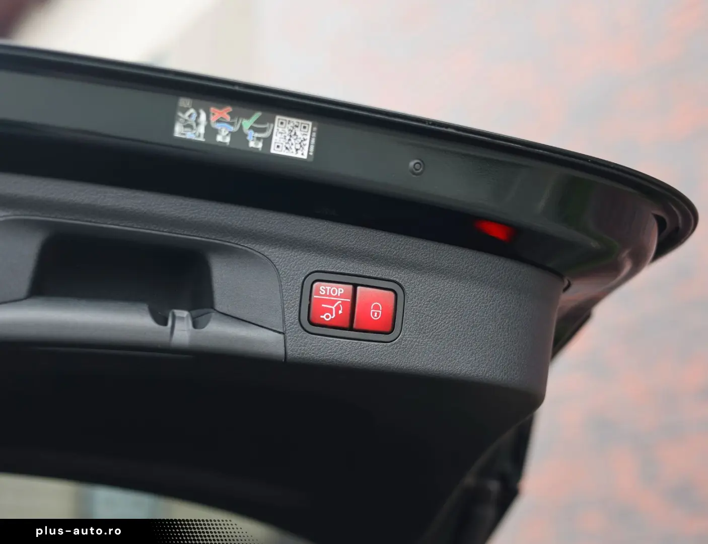 MERCEDES-BENZ GLE 53 AMG Hybrid   Pano - AHK - HUD
