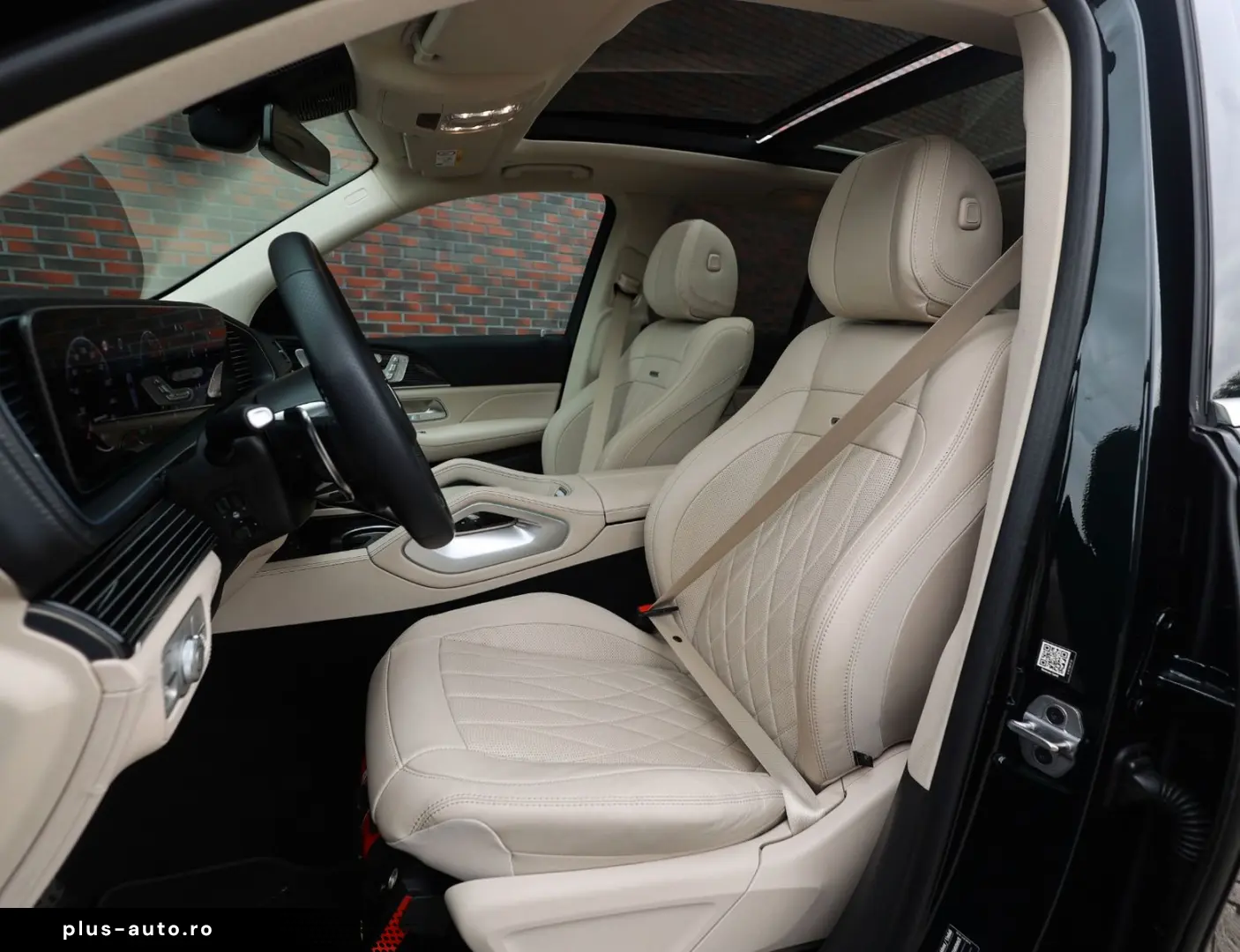 MERCEDES-BENZ GLE 53 AMG Hybrid   Pano - AHK - HUD
