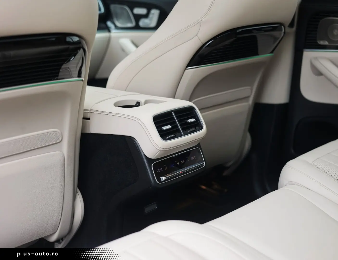 MERCEDES-BENZ GLE 53 AMG Hybrid   Pano - AHK - HUD