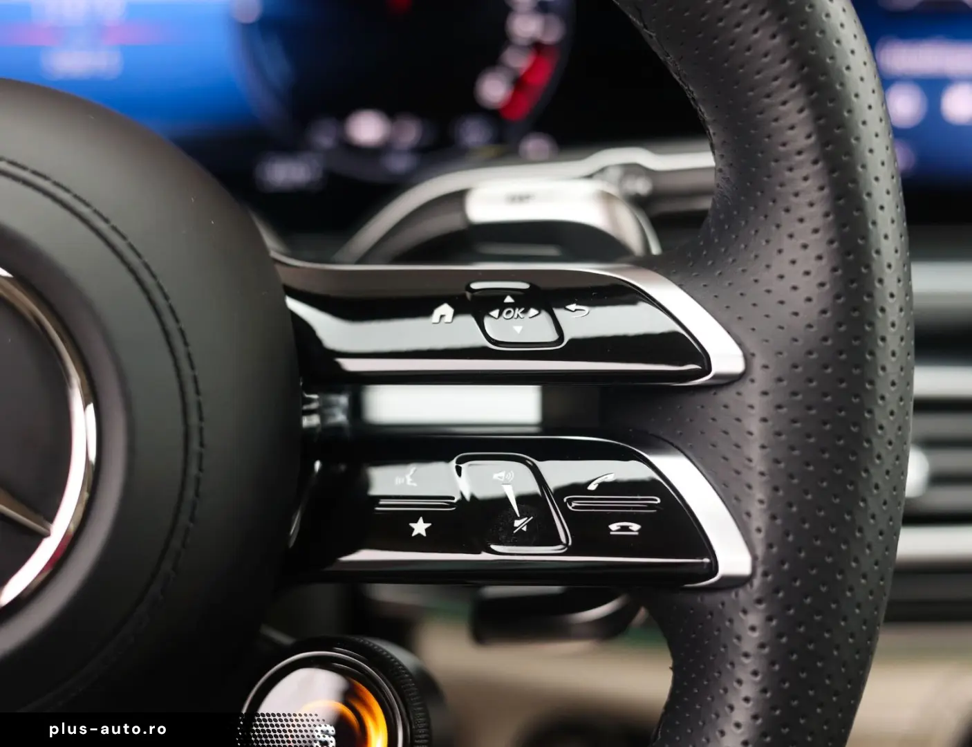 MERCEDES-BENZ GLE 53 AMG Hybrid   Pano - AHK - HUD
