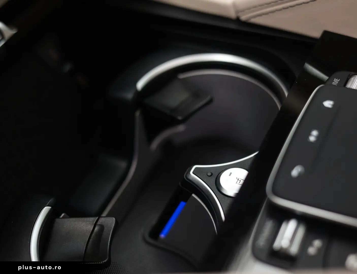 MERCEDES-BENZ GLE 53 AMG Hybrid   Pano - AHK - HUD