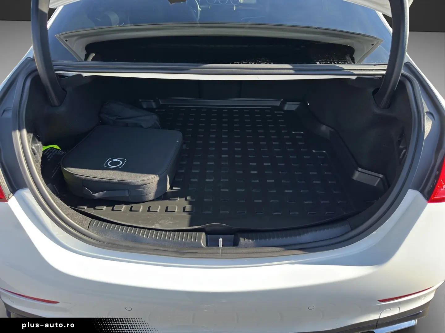 MERCEDES-BENZ C 400 e 4M AMG HUD   MEMO   DISTRO    &hellip;