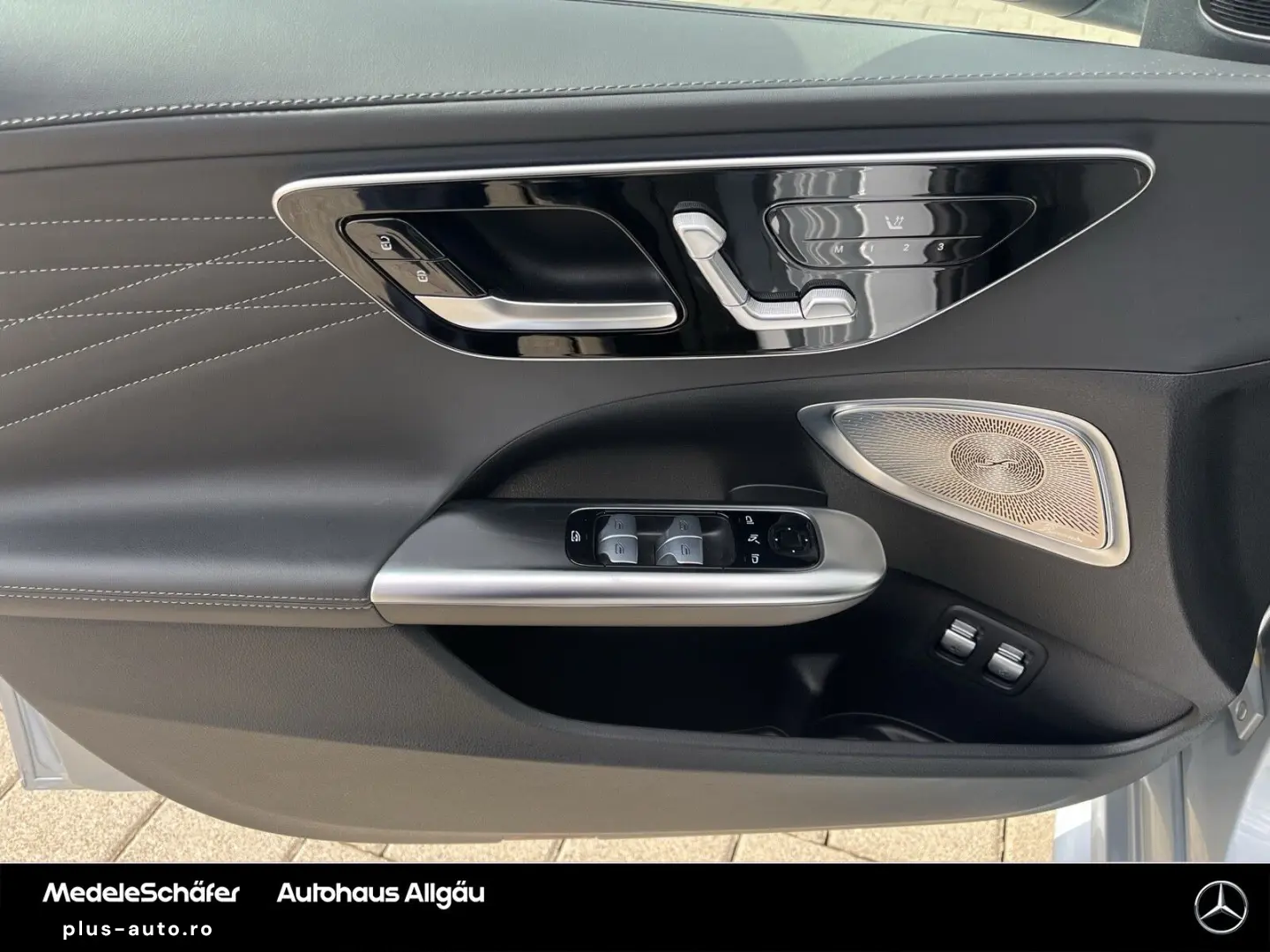 MERCEDES-BENZ C 400 e 4M AMG Night AHK 360  Distronic HuD 3D